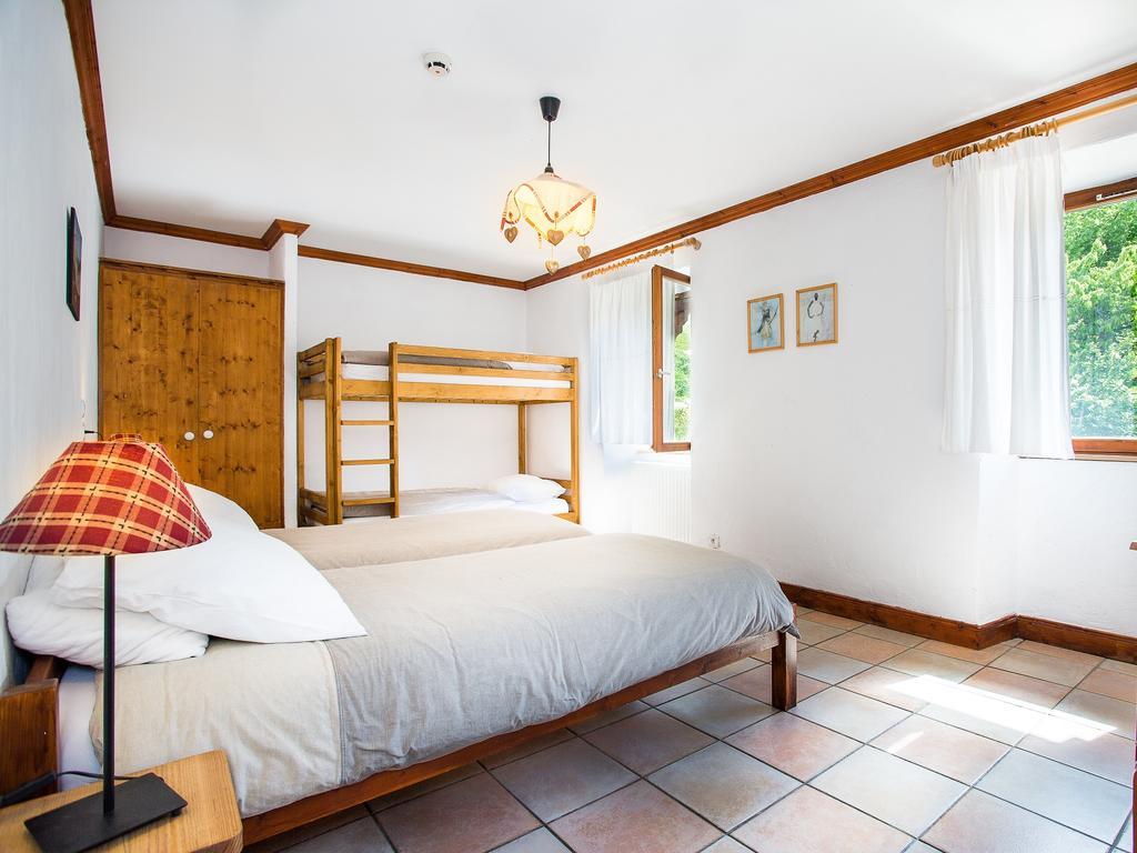 Gite-Auberge De Montvilliers Aime Exterior photo
