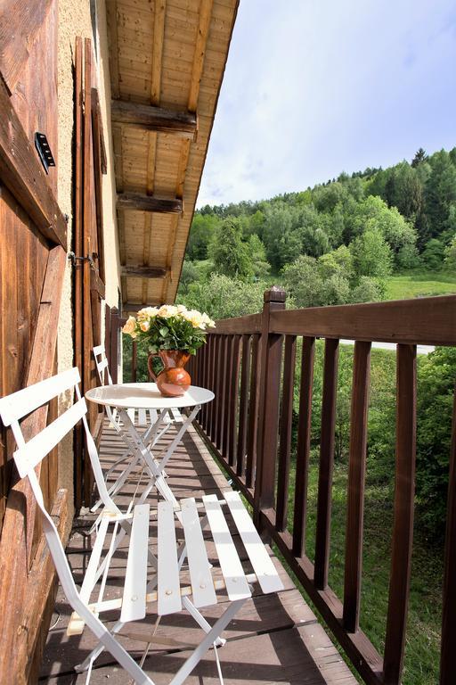 Gite-Auberge De Montvilliers Aime Exterior photo